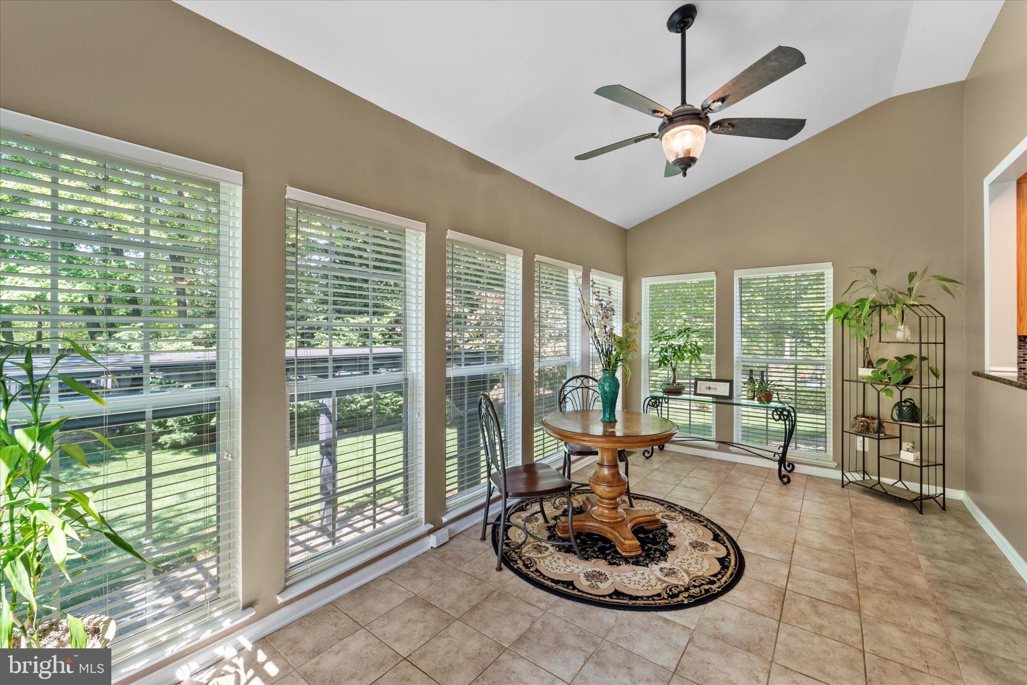 MEADOWBROOK WOODS - Residential