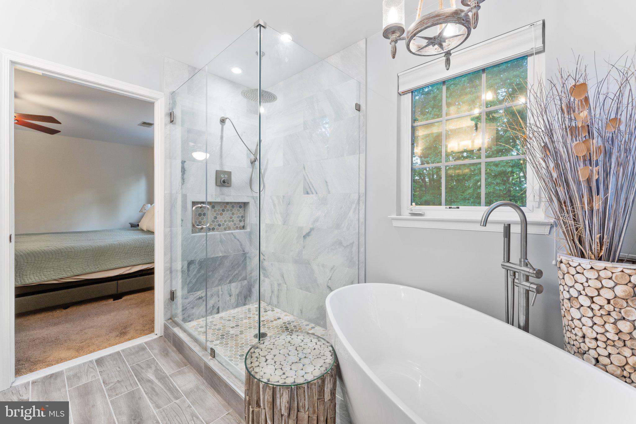 MEADOWBROOK WOODS - Residential