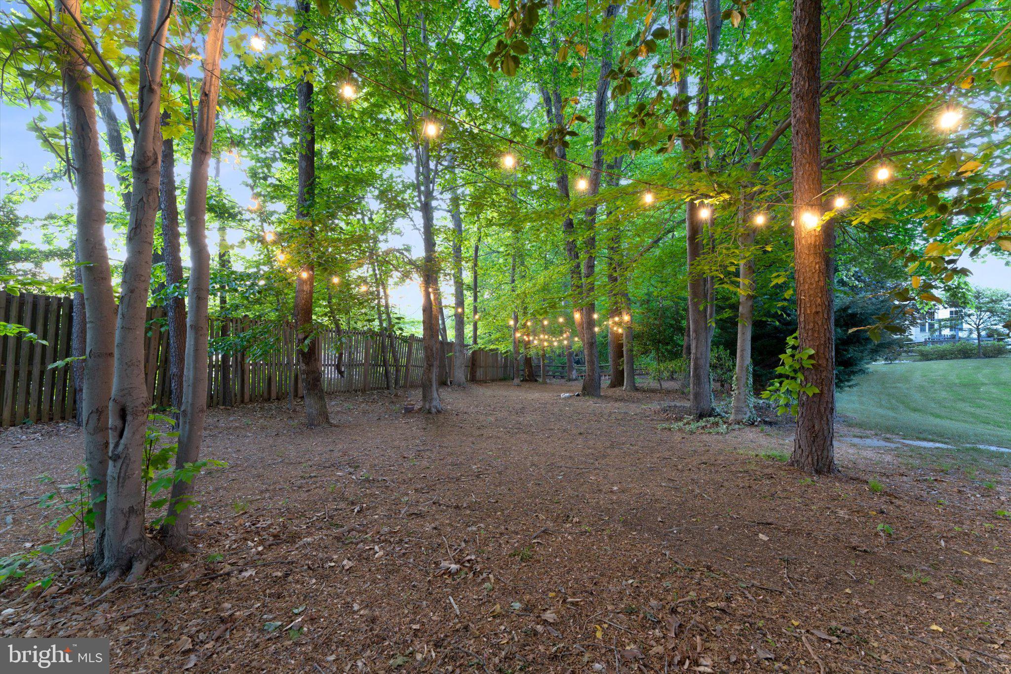 MEADOWBROOK WOODS - Residential