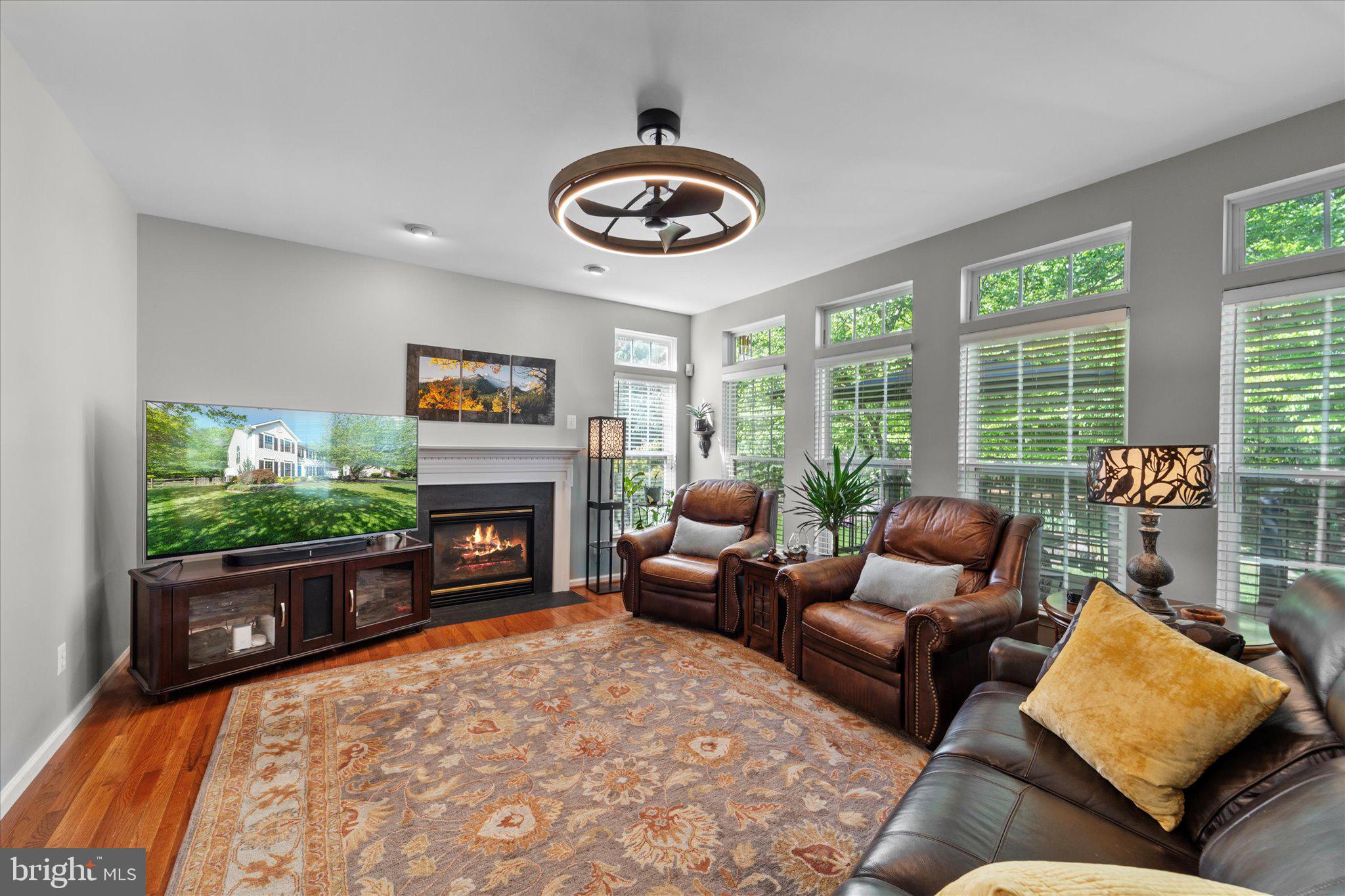 MEADOWBROOK WOODS - Residential