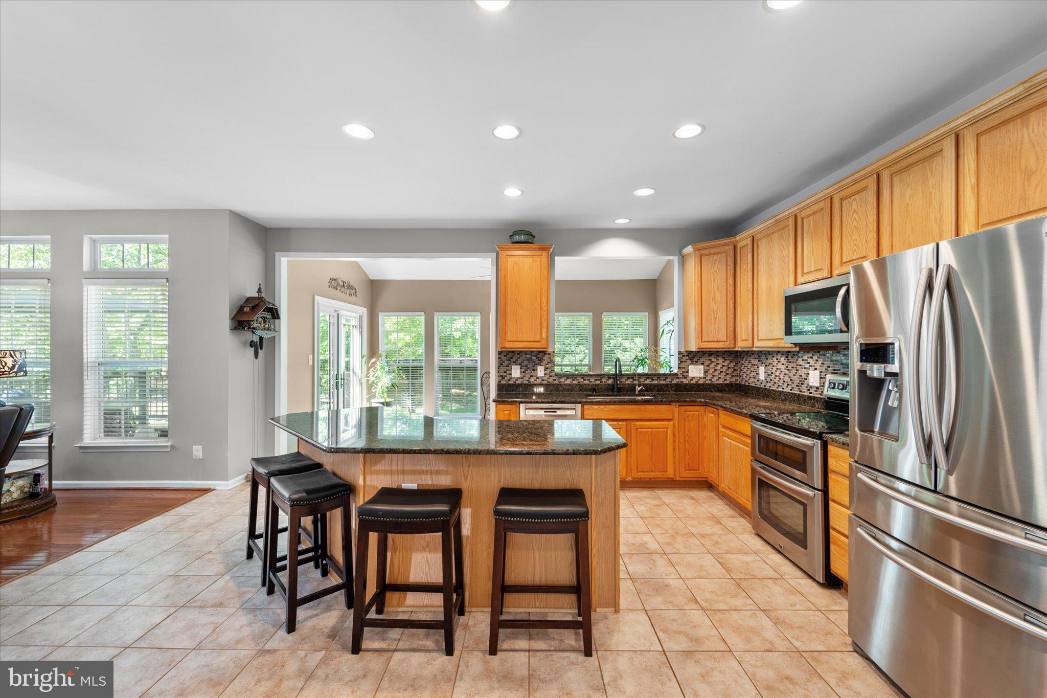 MEADOWBROOK WOODS - Residential