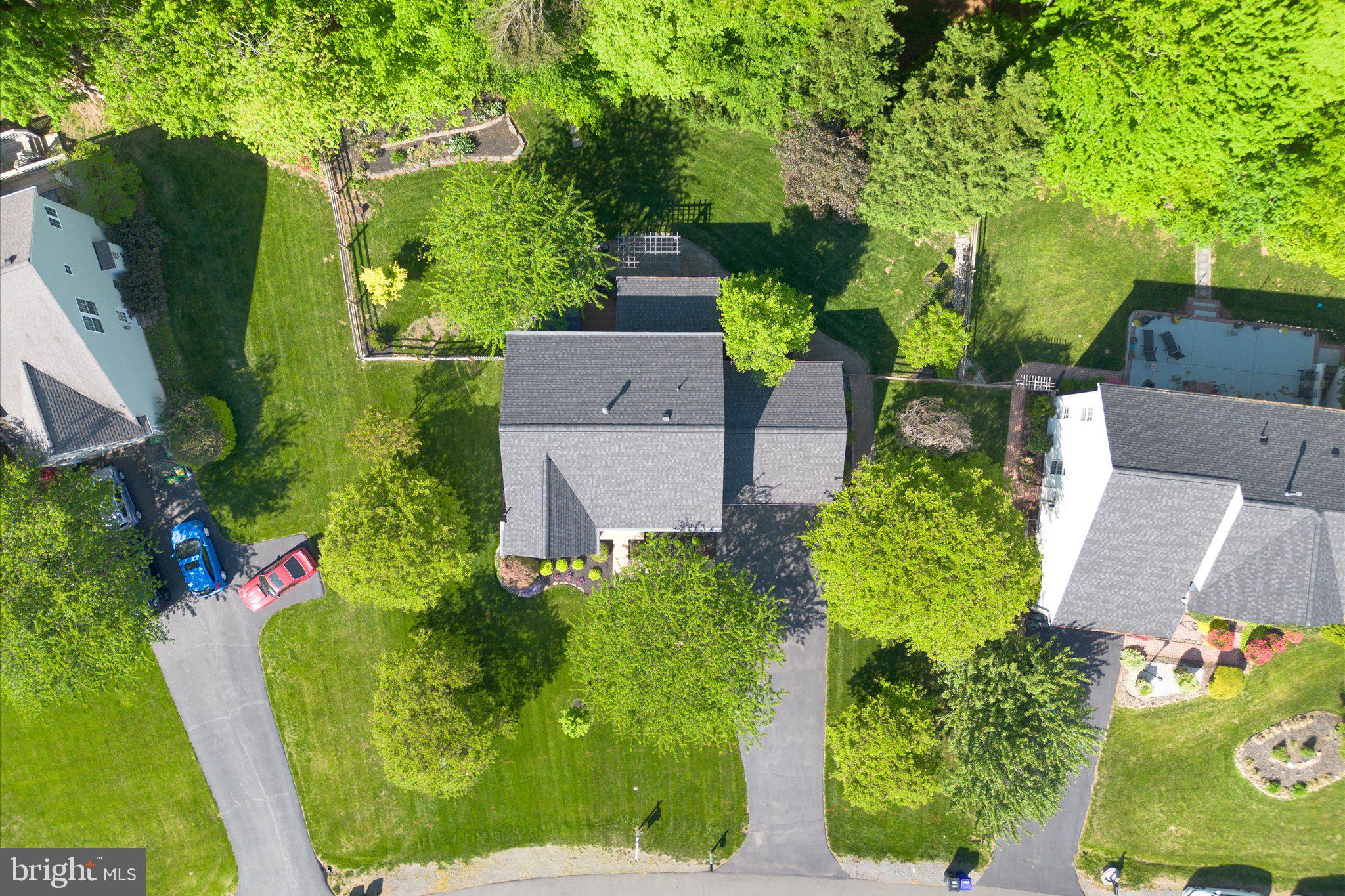 MEADOWBROOK WOODS - Residential