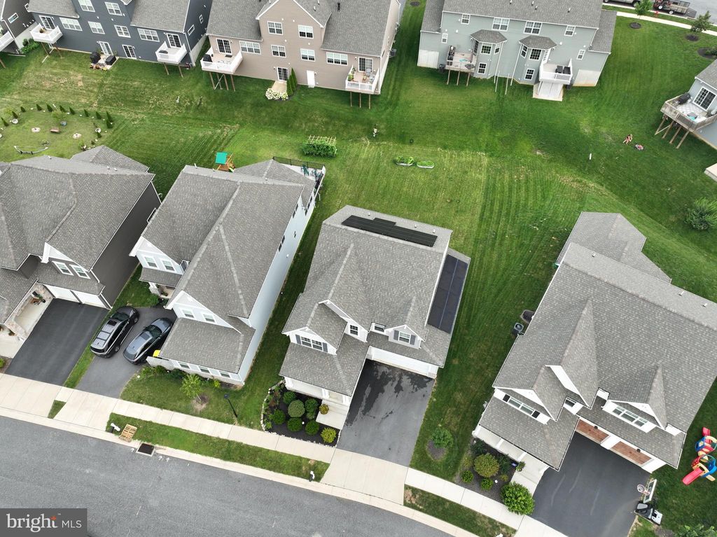 Photo of 672 Stockdale Drive, LANCASTER, PA 17601 (MLS # PALA2083374)