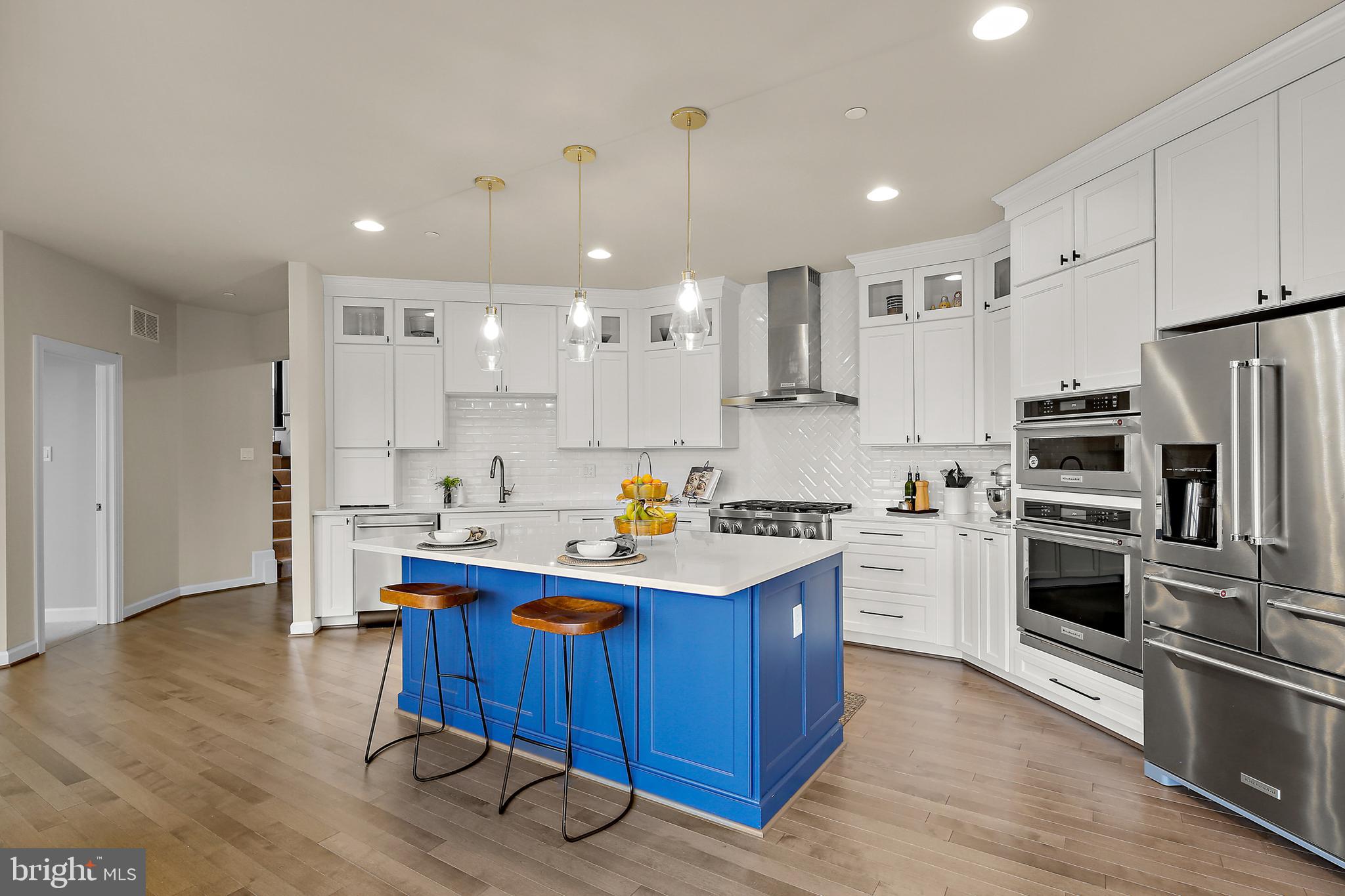 GROVEMONT OVERLOOK - Residential