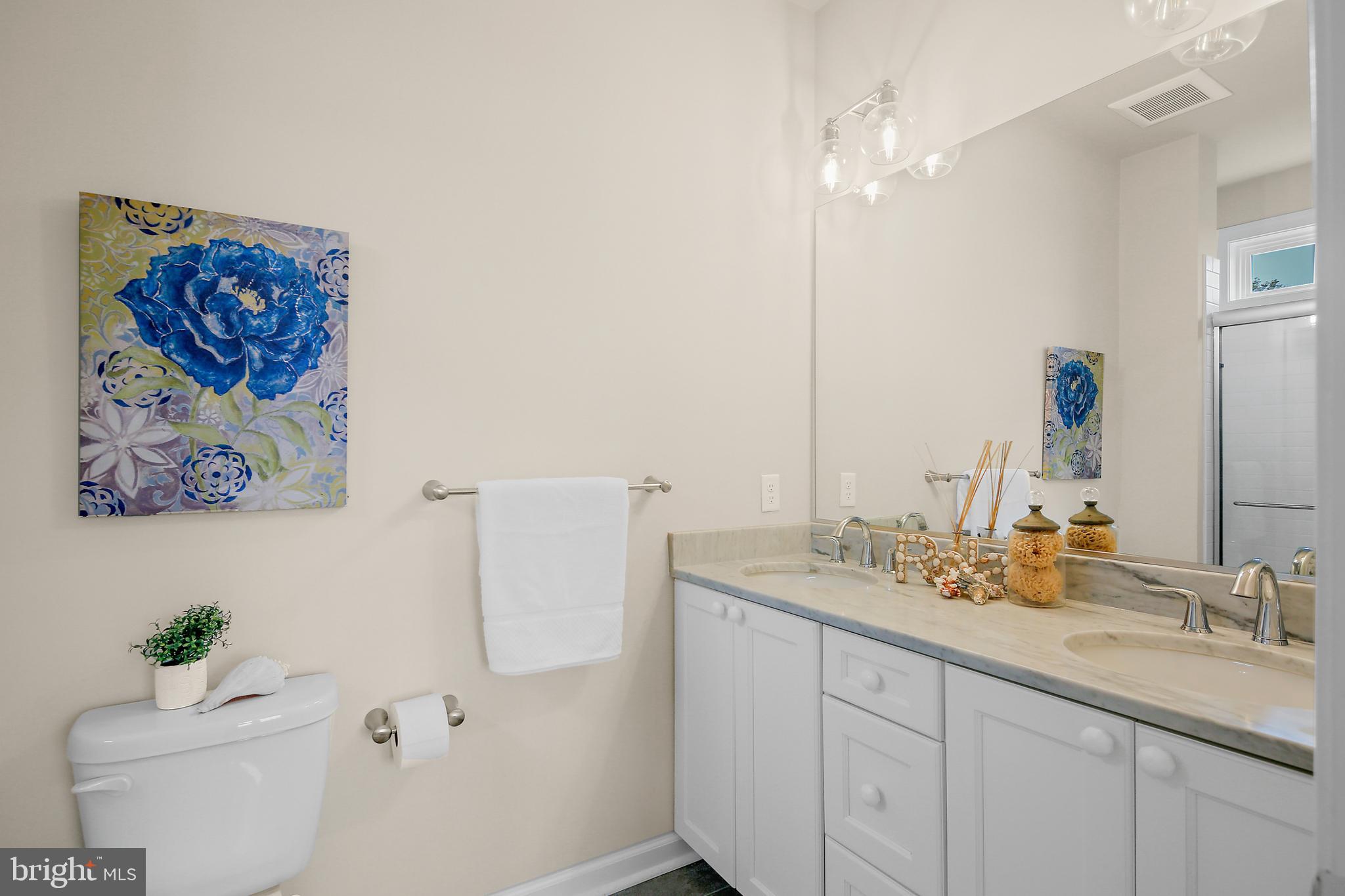 GROVEMONT OVERLOOK - Residential