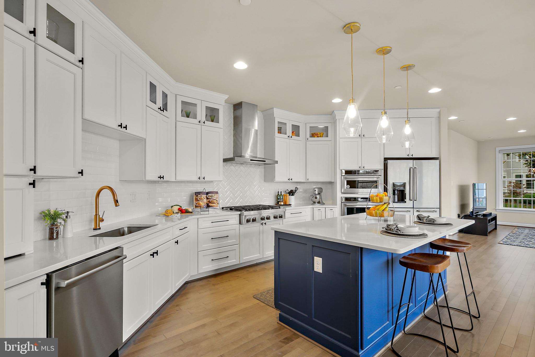 GROVEMONT OVERLOOK - Residential