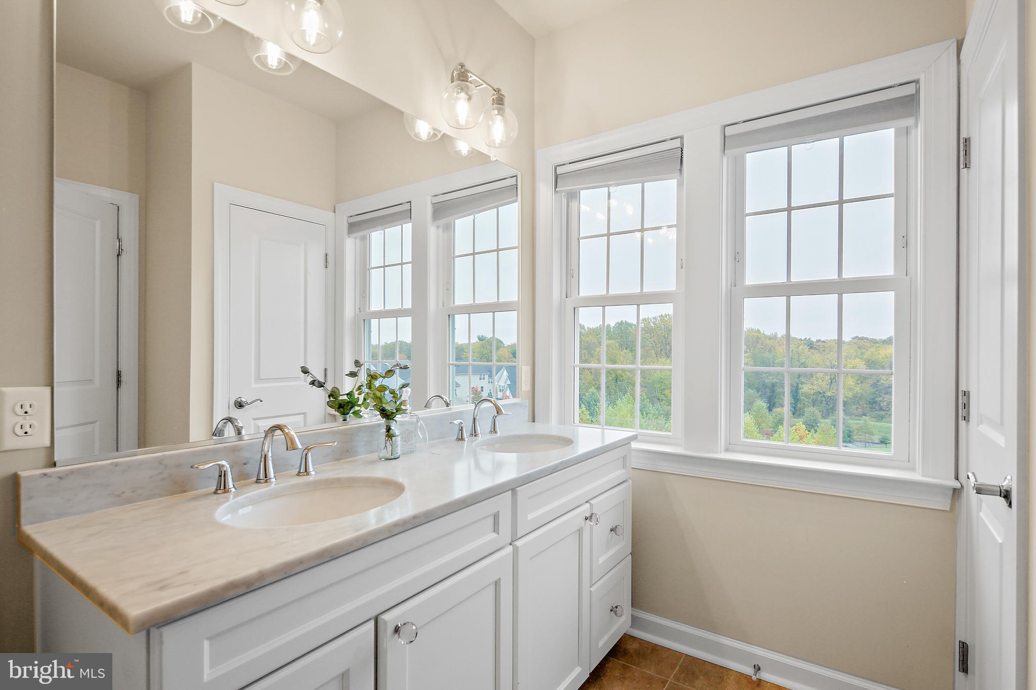 GROVEMONT OVERLOOK - Residential