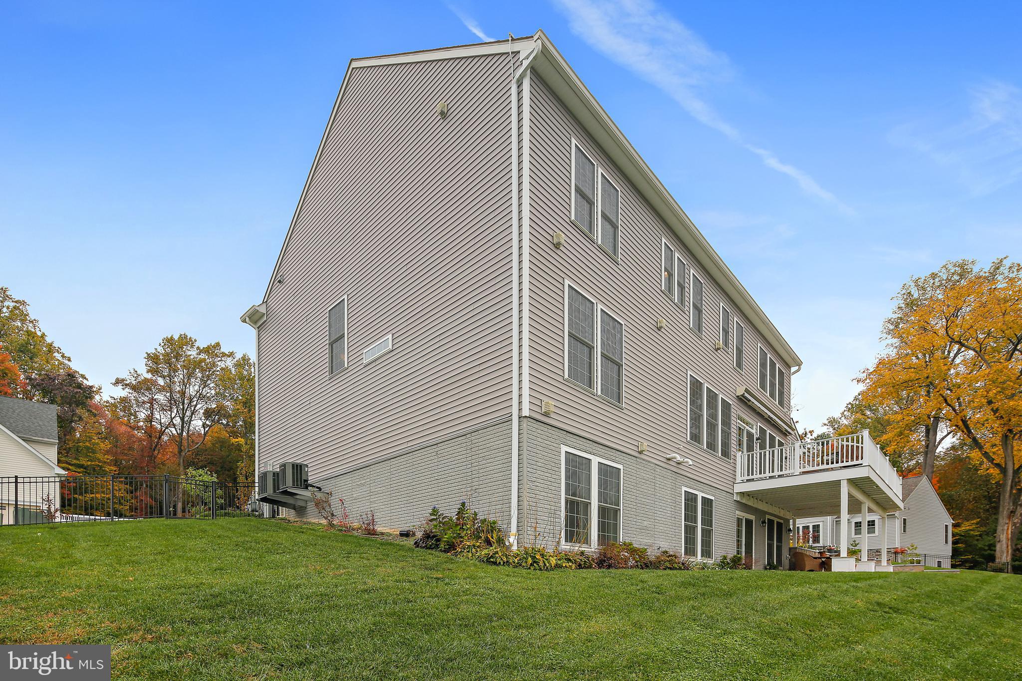 GROVEMONT OVERLOOK - Residential