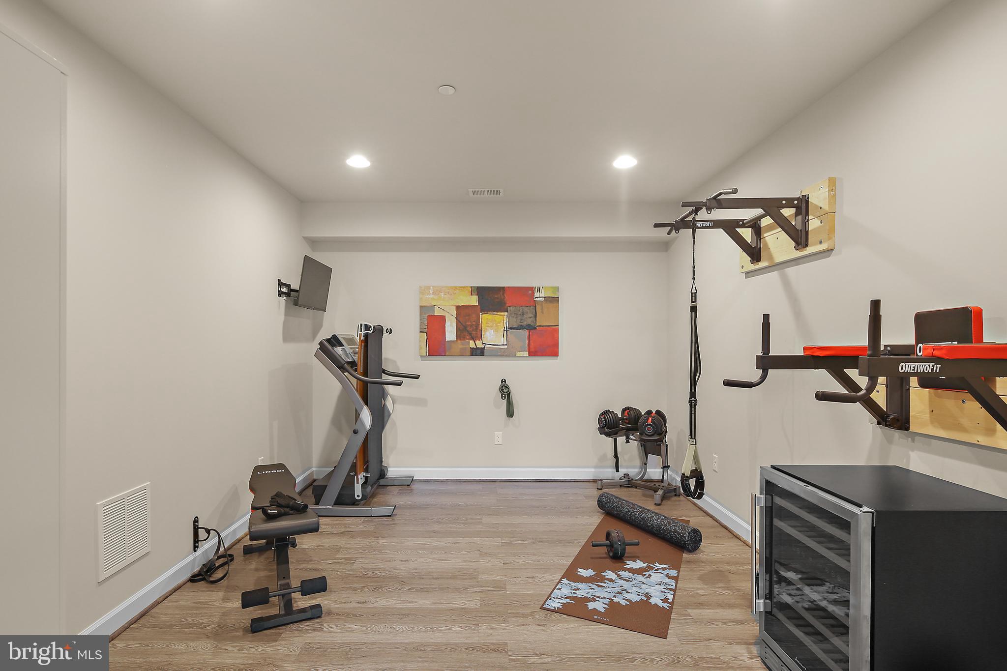 GROVEMONT OVERLOOK - Residential