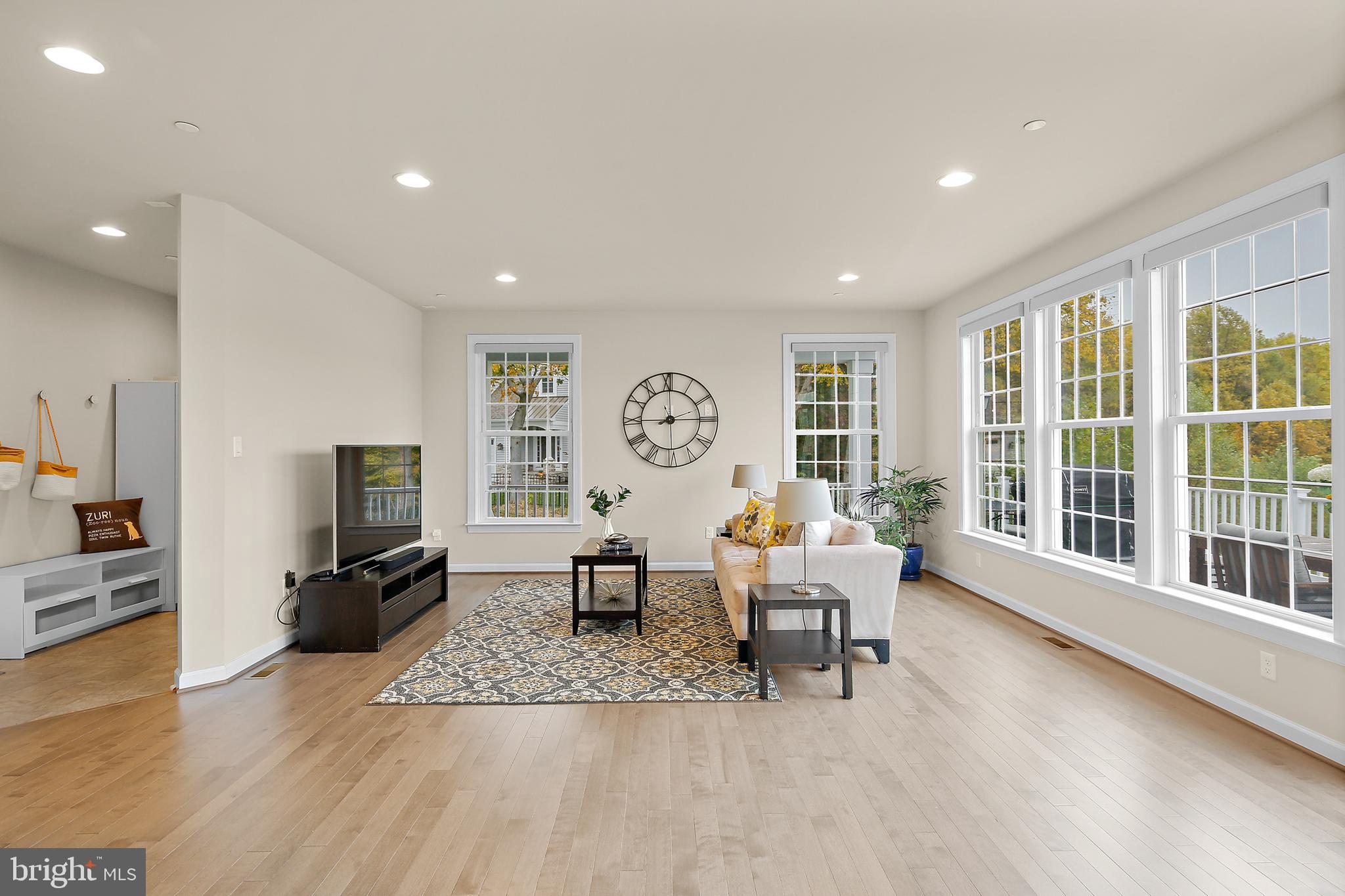 GROVEMONT OVERLOOK - Residential