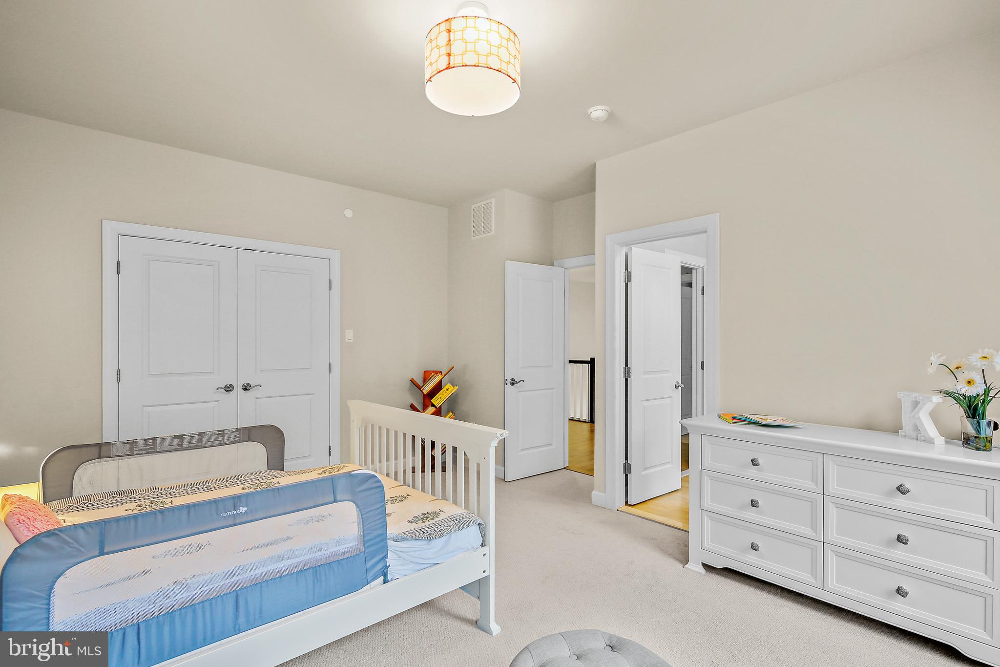 GROVEMONT OVERLOOK - Residential