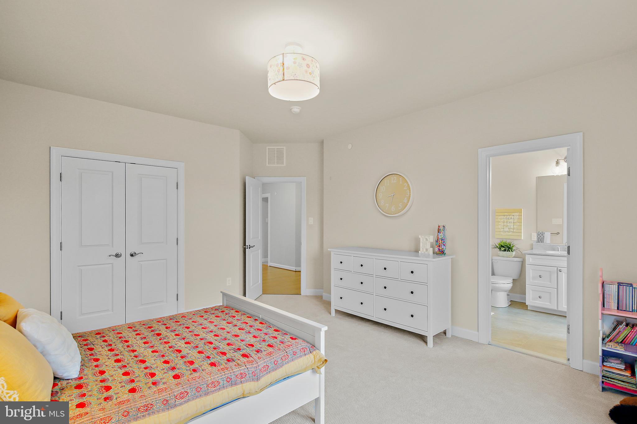 GROVEMONT OVERLOOK - Residential