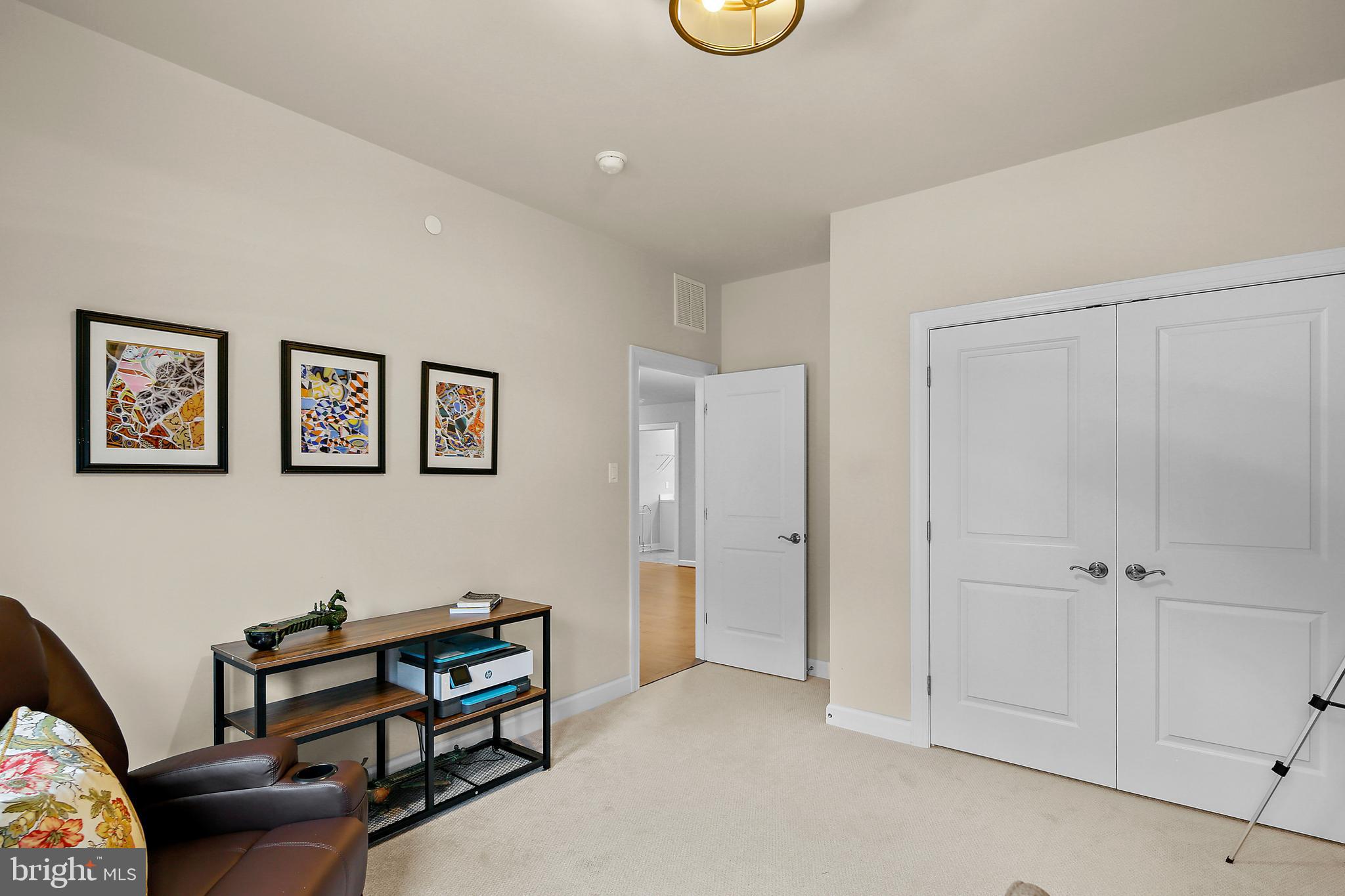 GROVEMONT OVERLOOK - Residential