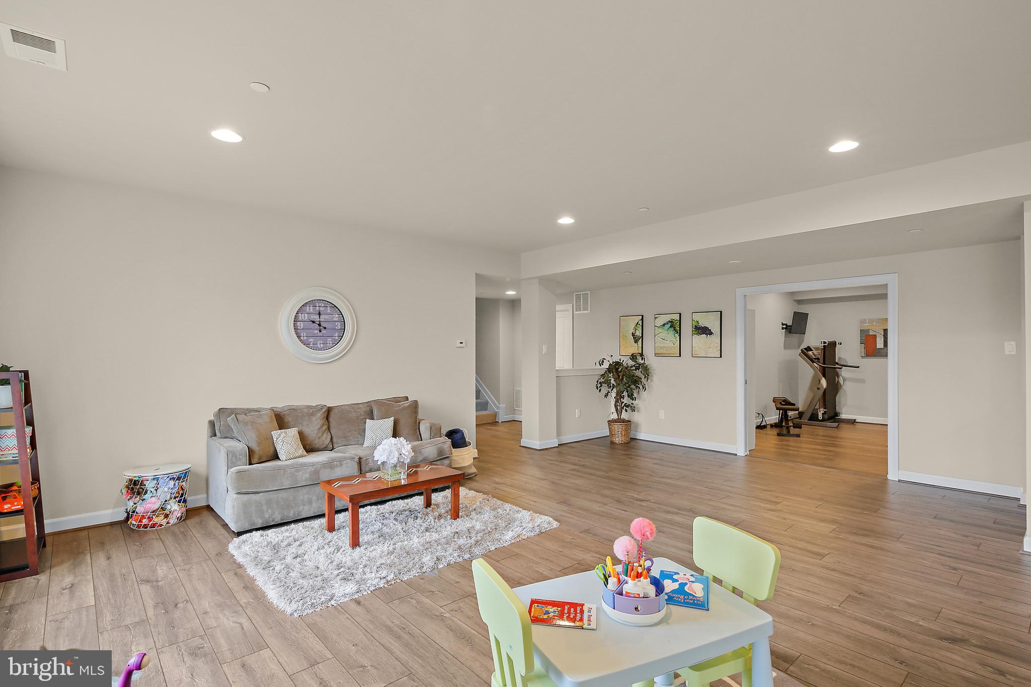 GROVEMONT OVERLOOK - Residential