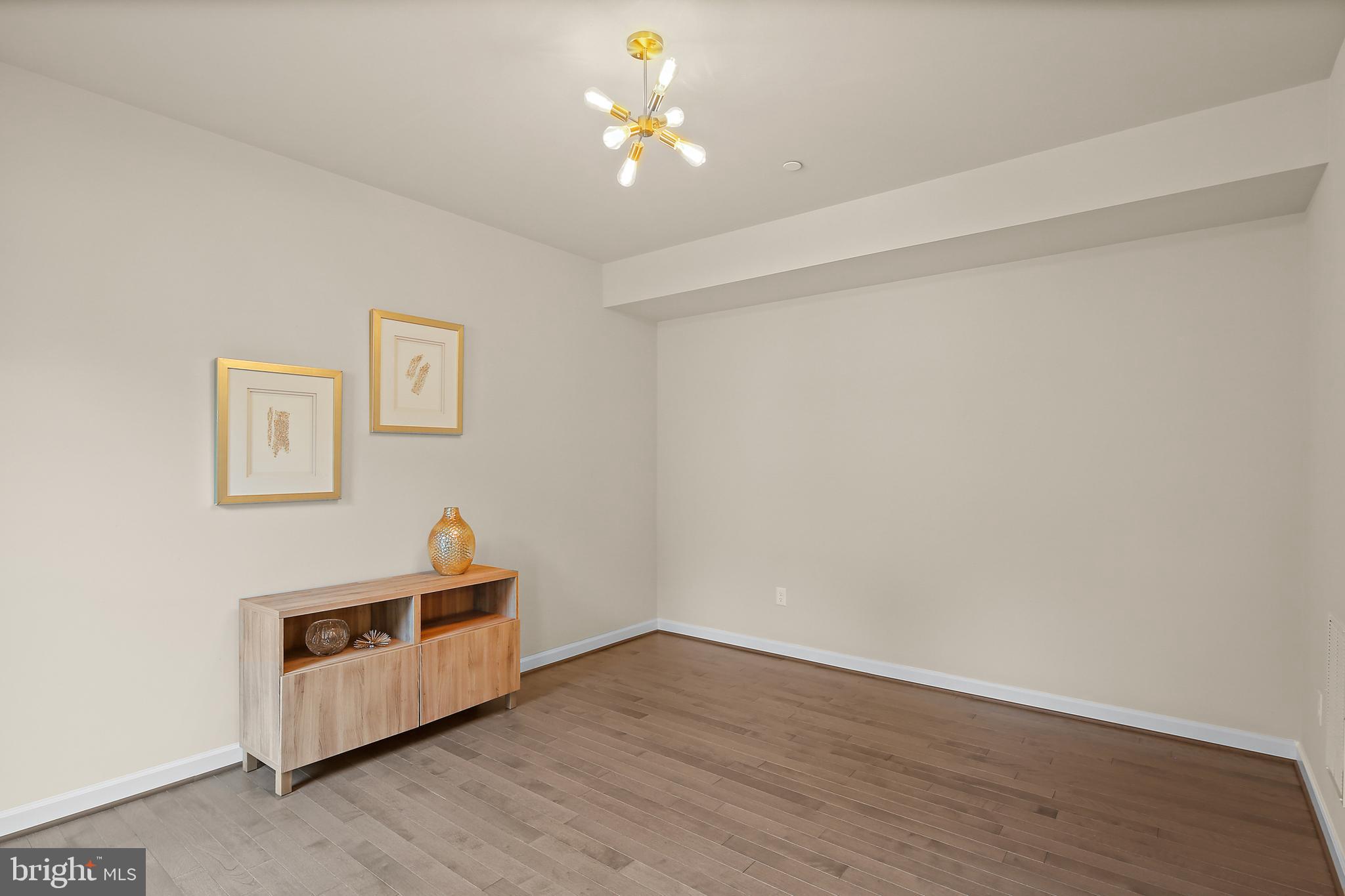 GROVEMONT OVERLOOK - Residential