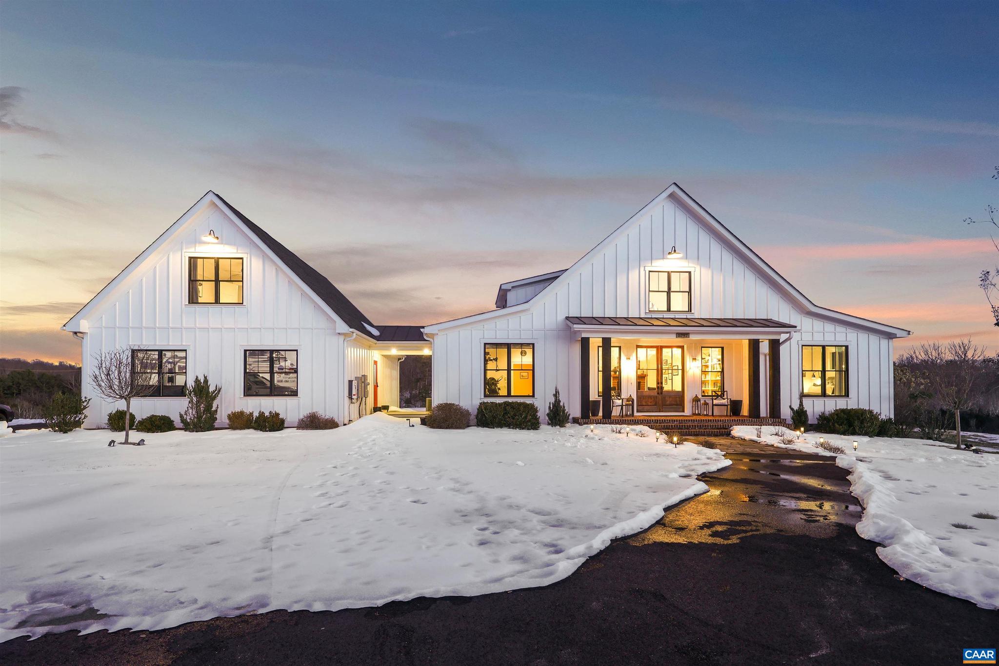 5797 ADVANCE MILLS RD