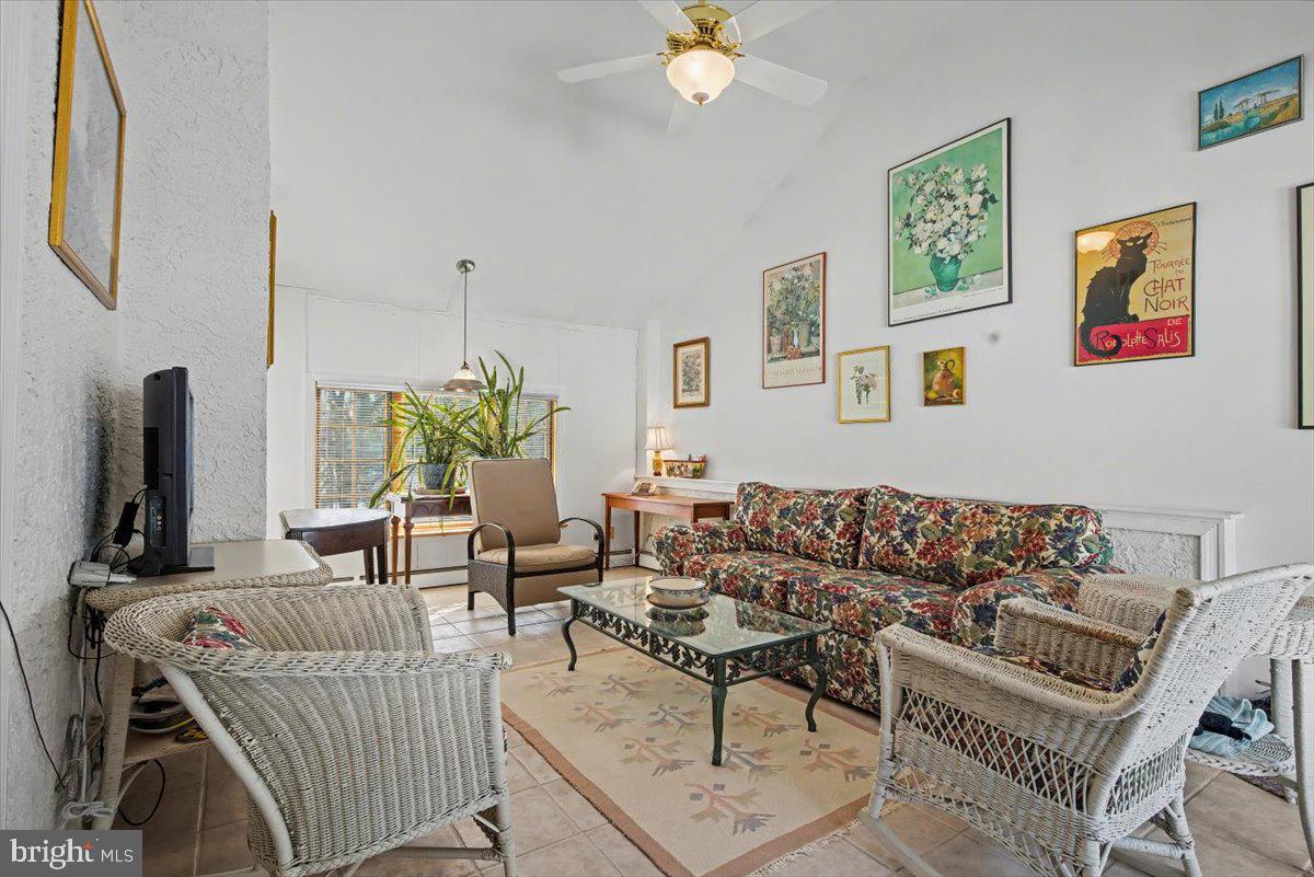 WOODS OF DIAMOND R - Residential