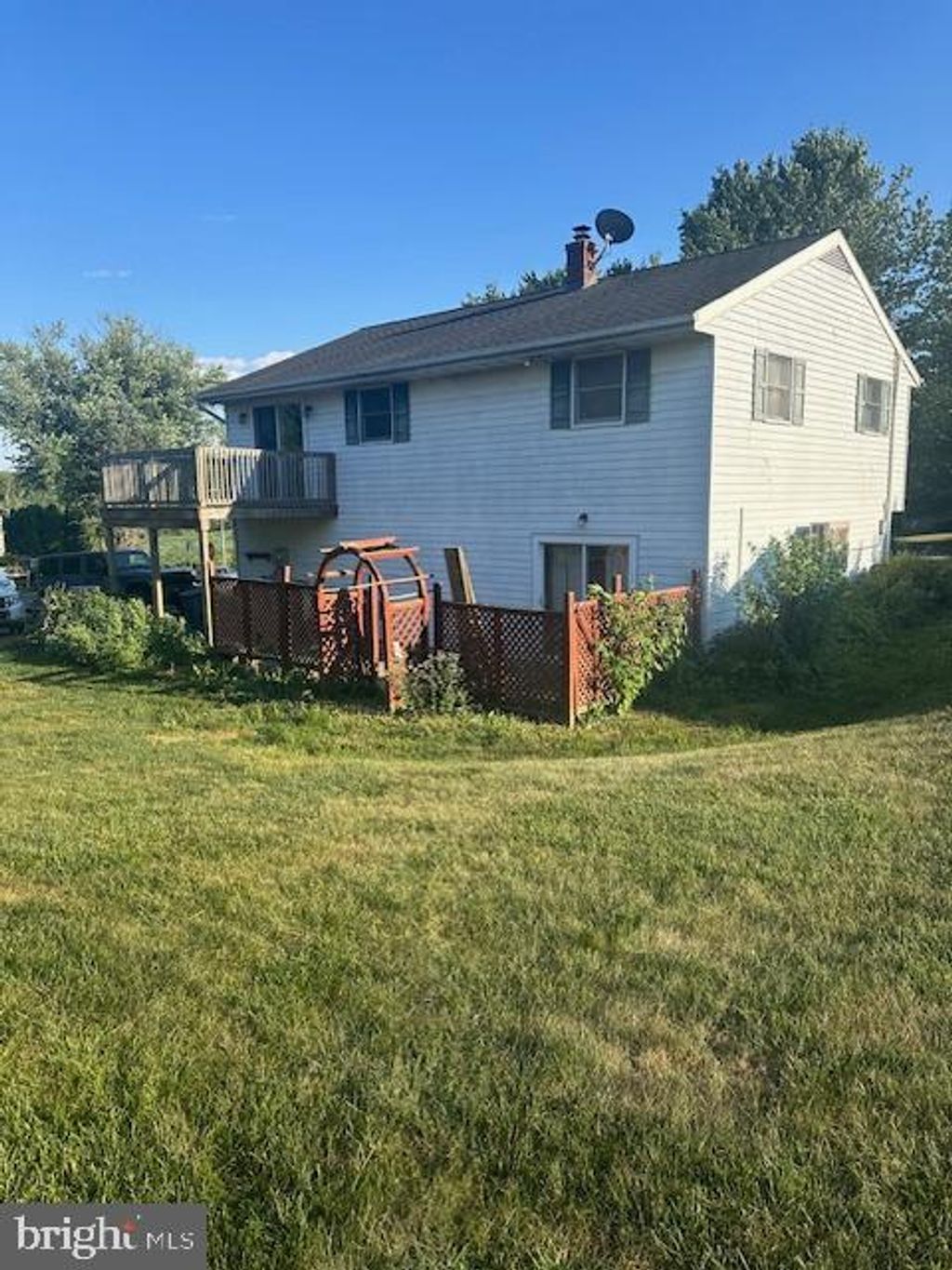 Photo of 35 Hoover Road, Lancaster, PA 17603 (MLS # PALA2053738)