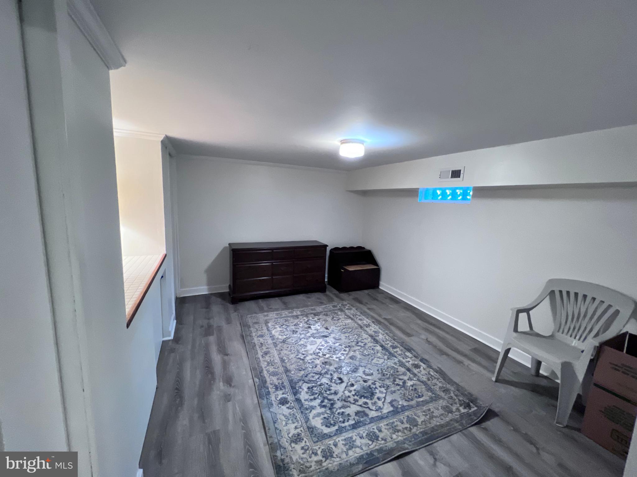 BALTIMORE HIGHLANDS - Residential