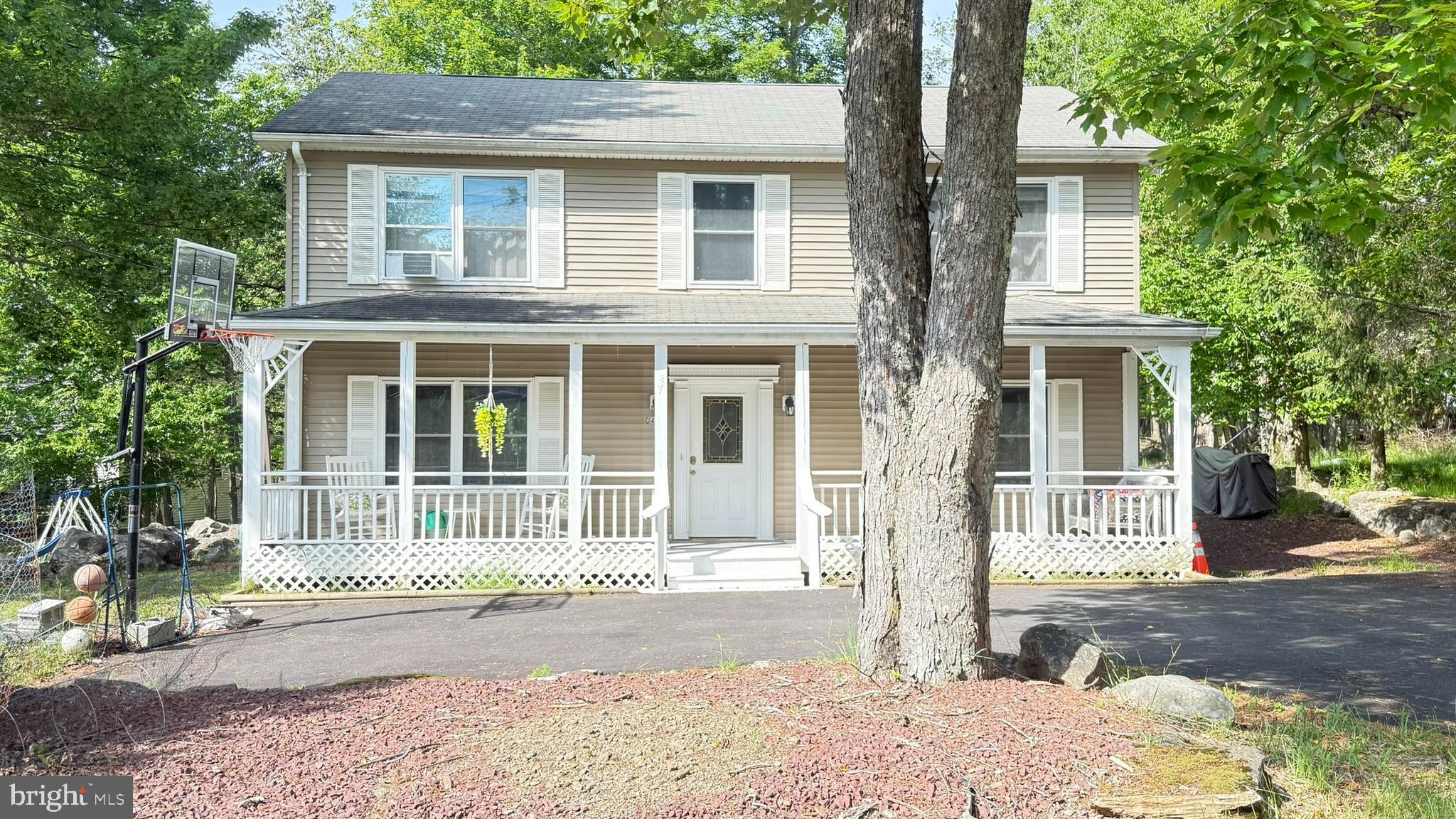 1140 COUNTRY PLACE DRIVE