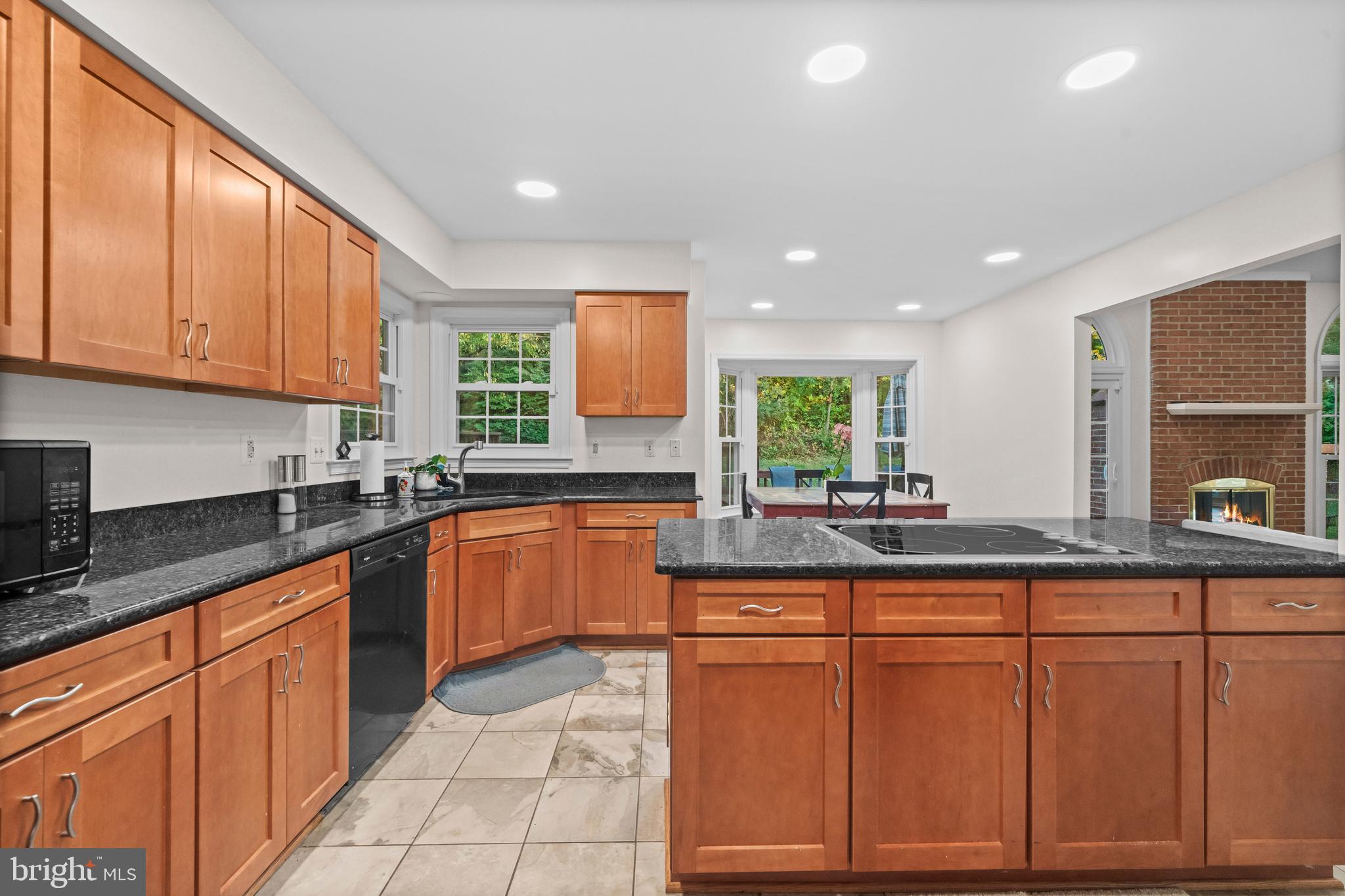 SHAKER WOODS - Residential