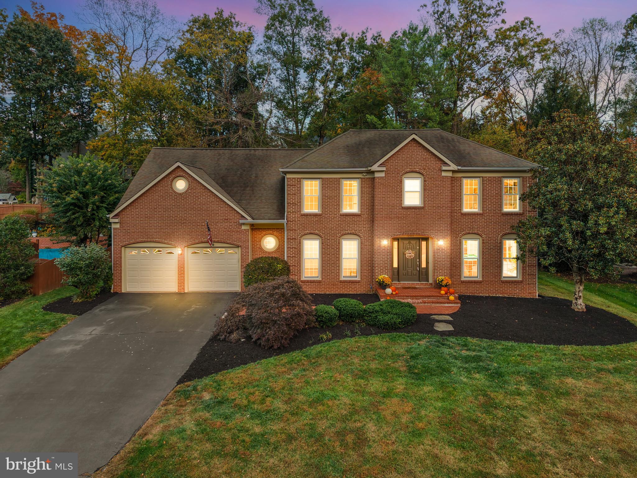 1205 CAMEO COURT