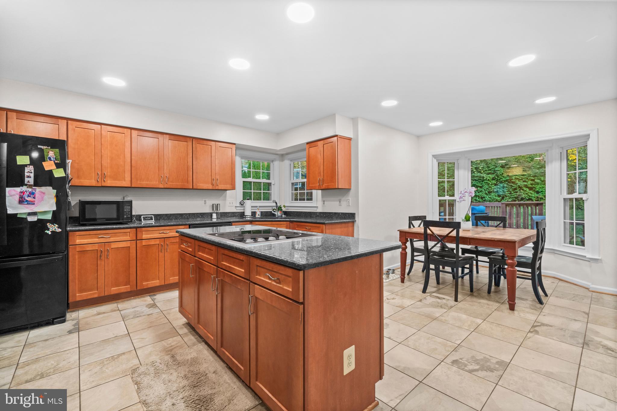 SHAKER WOODS - Residential