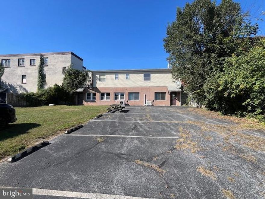 For Rent in Hershey Available Immediately!!! ONE FREE MONTHS RENT!!! 

Fully updated 2 Bedroom, 1 Bath home featuring a spacious open living area with brand-new kitchen and luxury vinyl plank flooring throughout. This modern rental is conveniently located close to all of Hershey’s top attractions, restaurants, shopping, and amenities, offering comfort and convenience in one of the area’s most desirable locations.