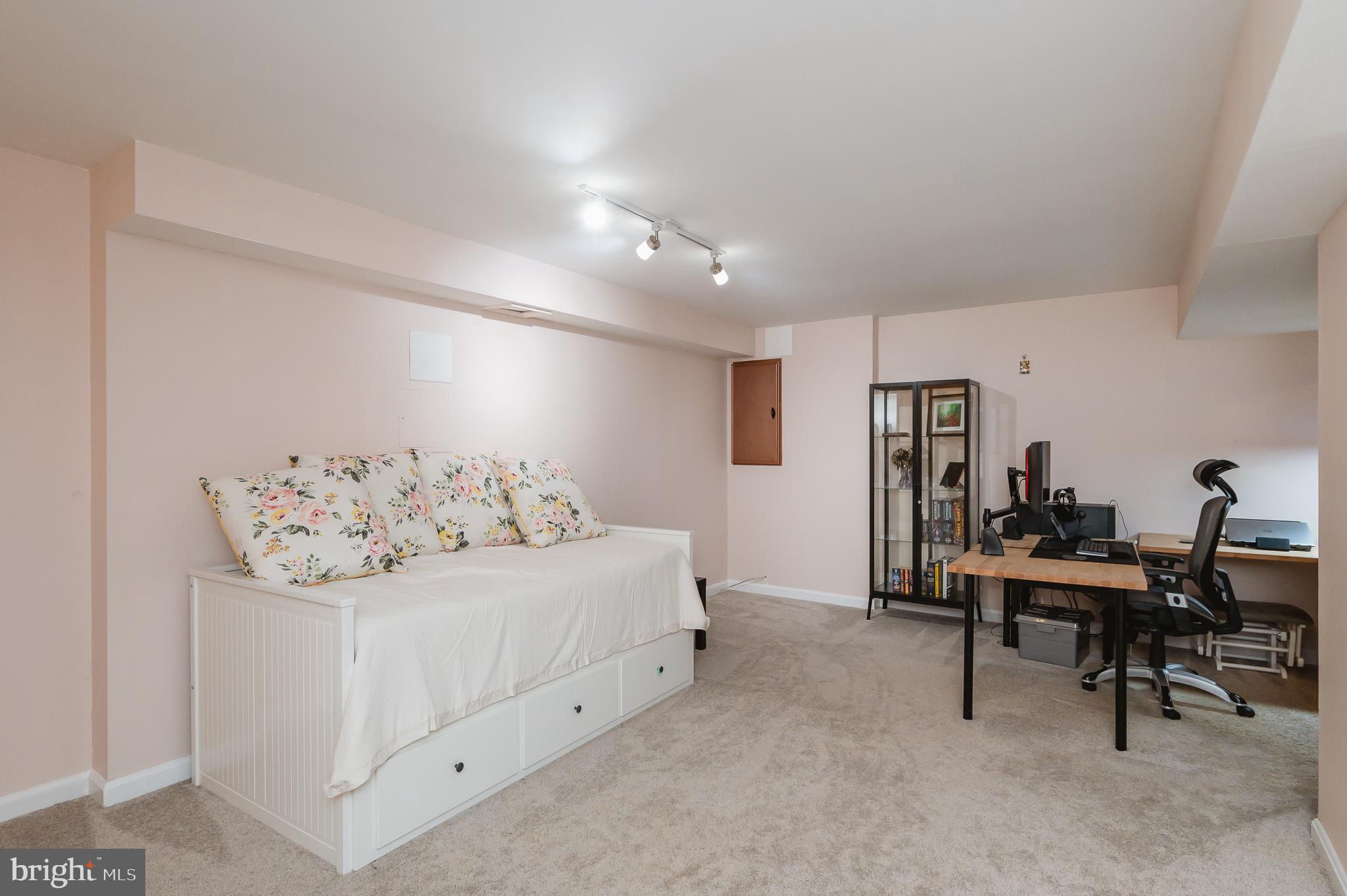 GRACE HARBOUR - Residential