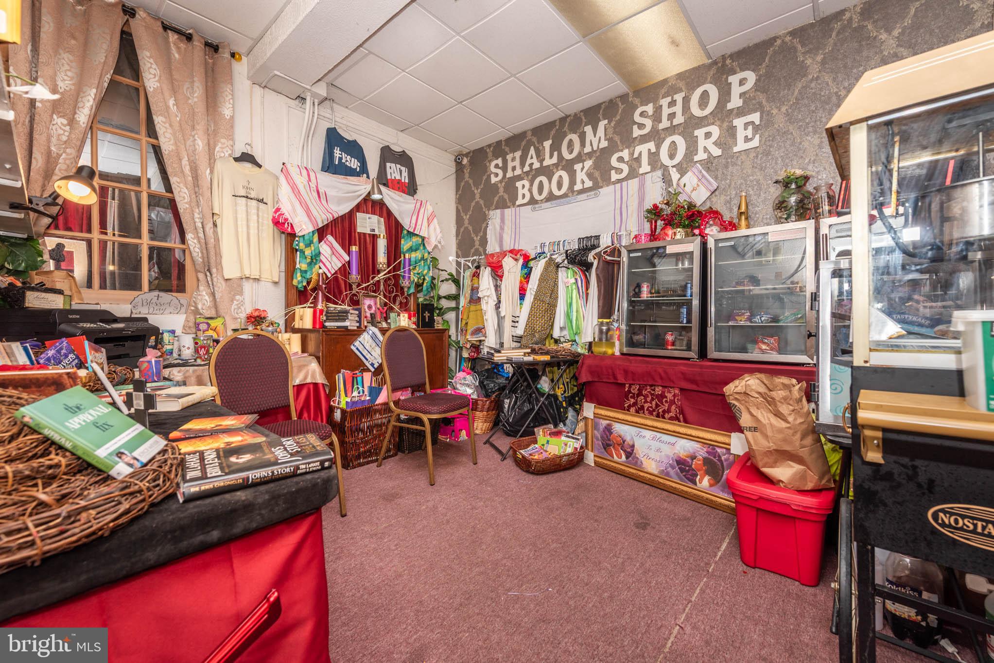 WASHINGTON VILLAGE - Commercial Sale