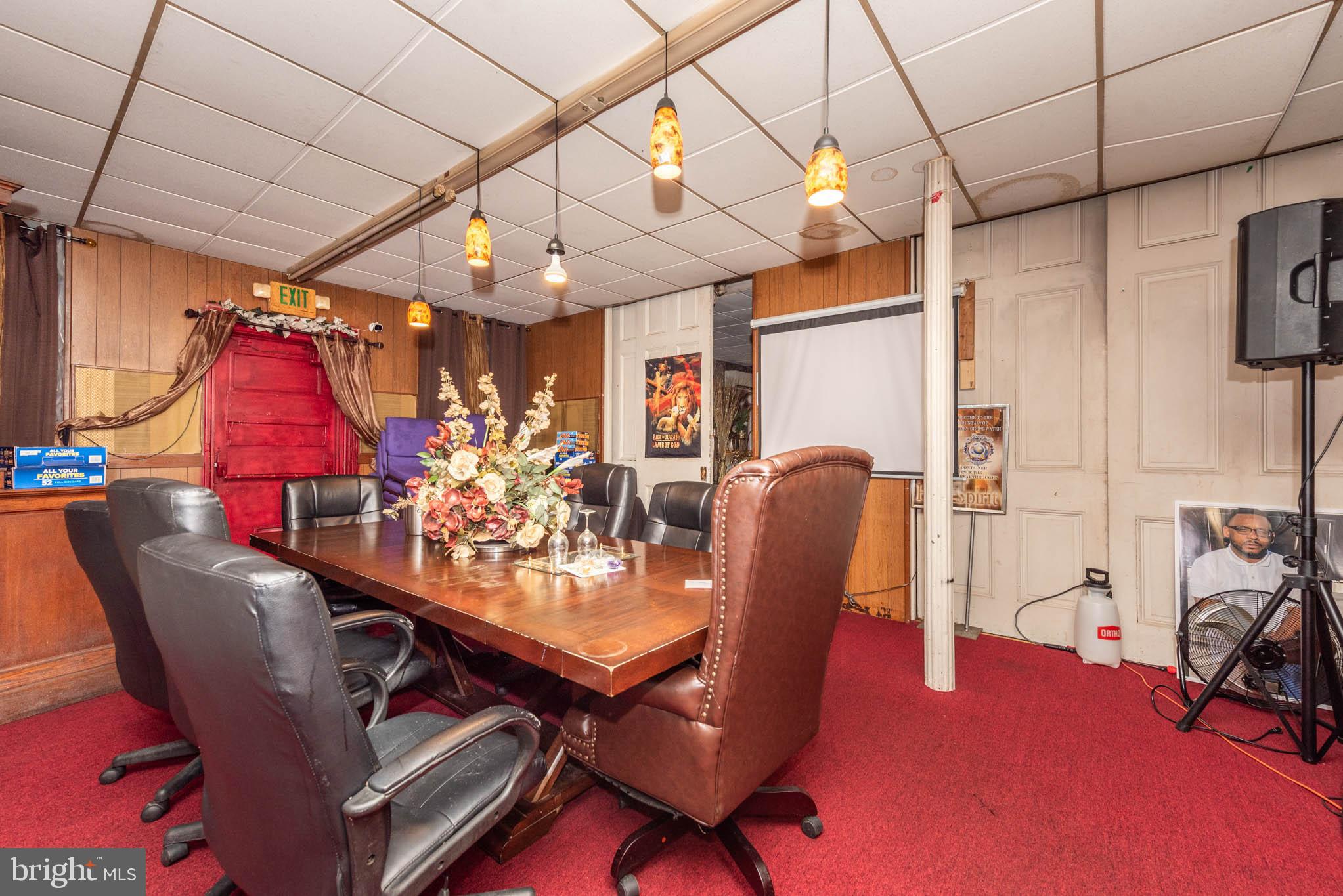 WASHINGTON VILLAGE - Commercial Sale