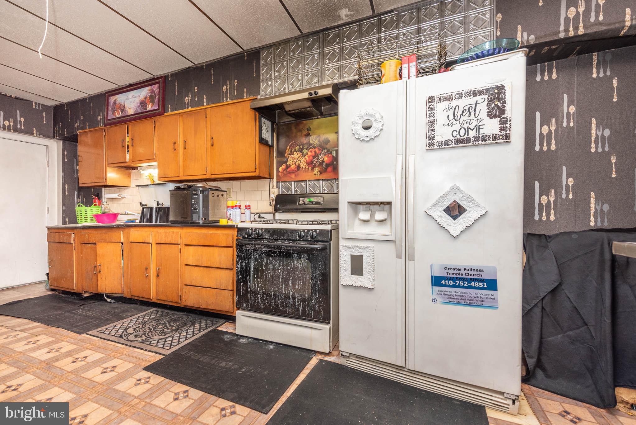 WASHINGTON VILLAGE - Commercial Sale