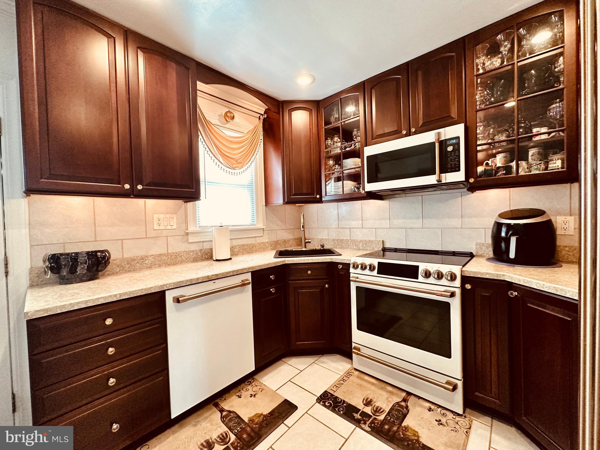 ORCHARD BEACH - Residential