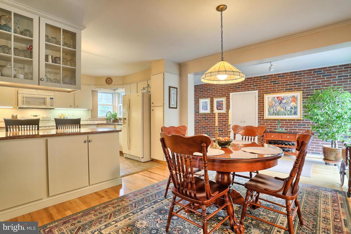 EAST PETERSBURG - Residential