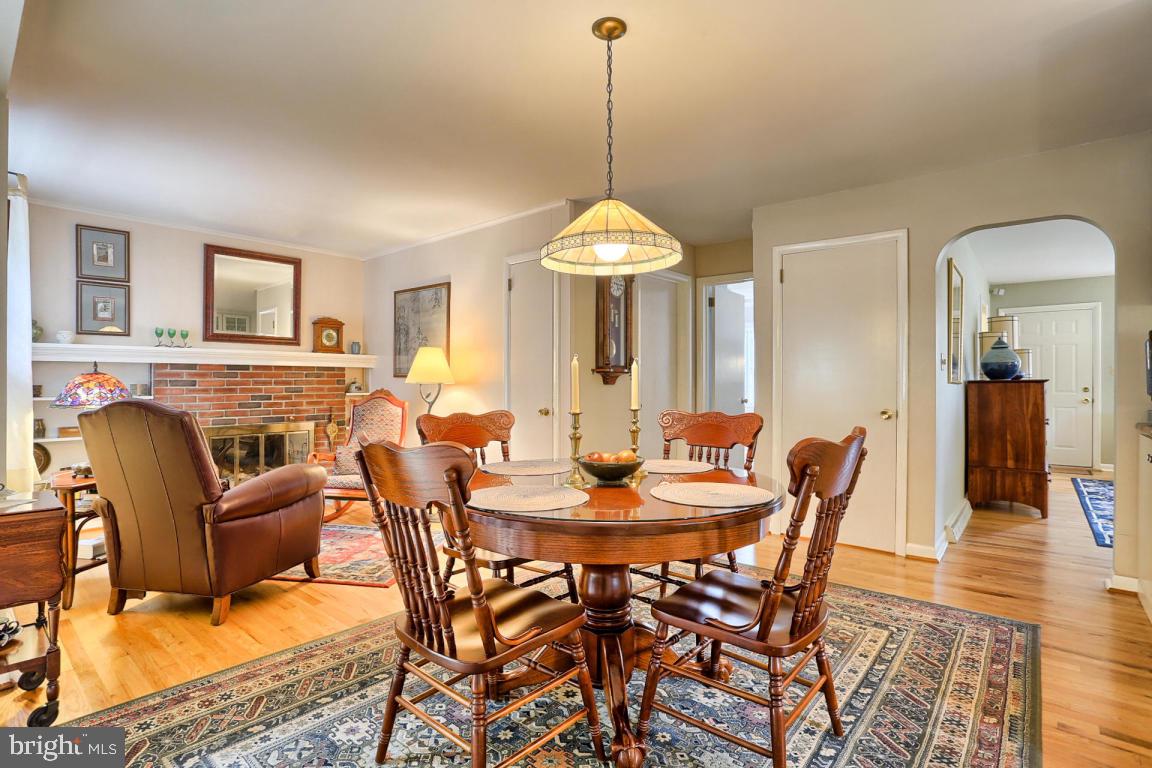 EAST PETERSBURG - Residential