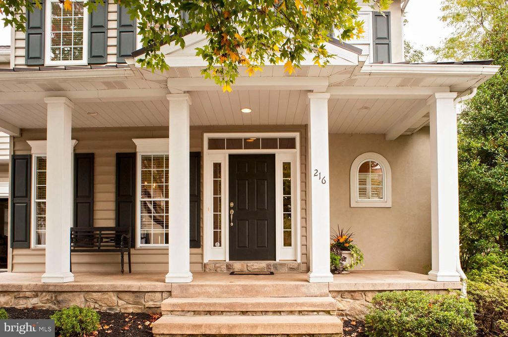 Photo of 216 Weatherfield Place, Lancaster, PA 17603 (MLS # PALA2041852)