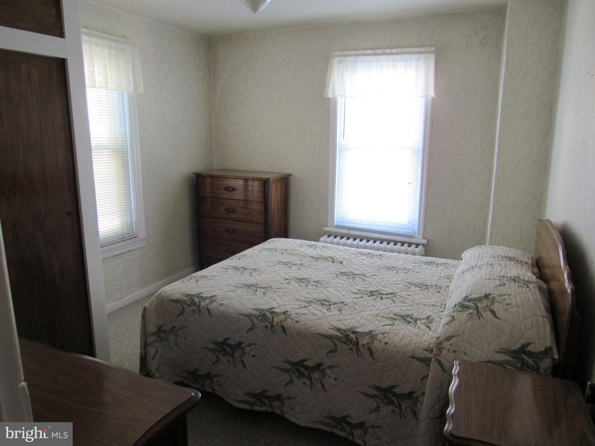 ITALIAN MARKET - Residential