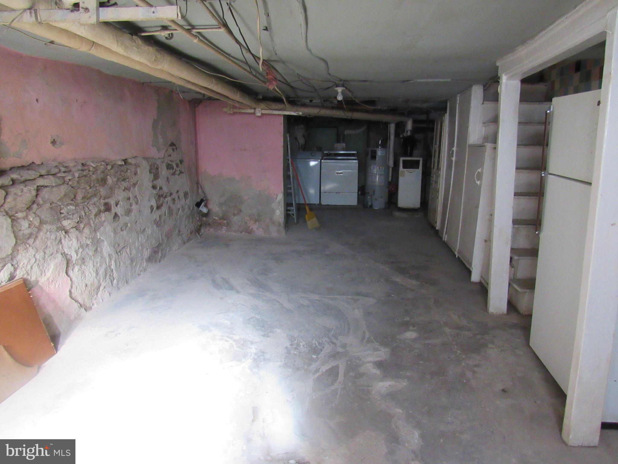 ITALIAN MARKET - Residential