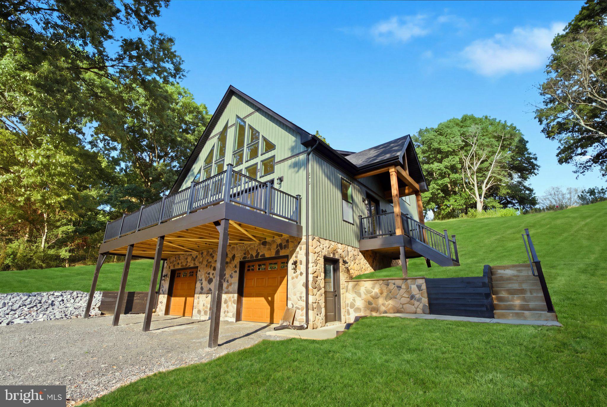 270 COUNTRY ROAD