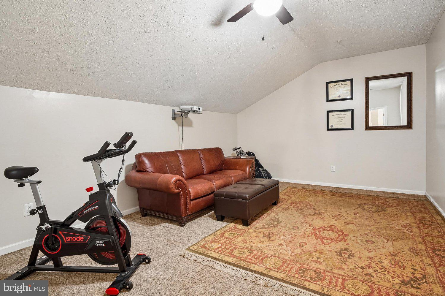 PINEY ORCHARD - Residential