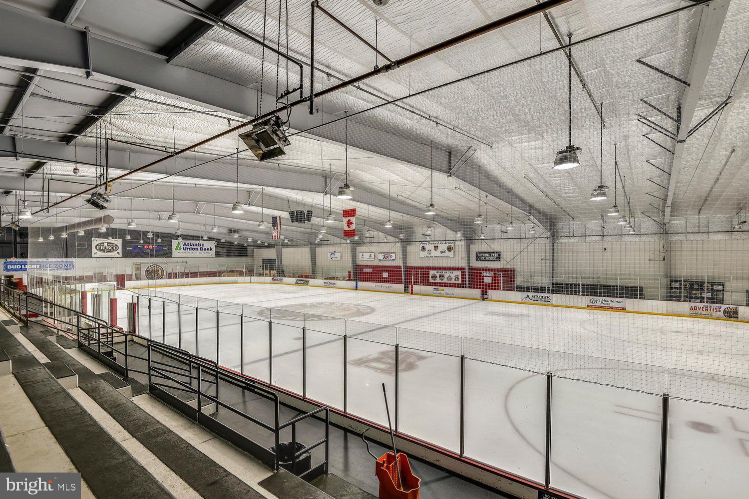 PINEY ORCHARD - Residential