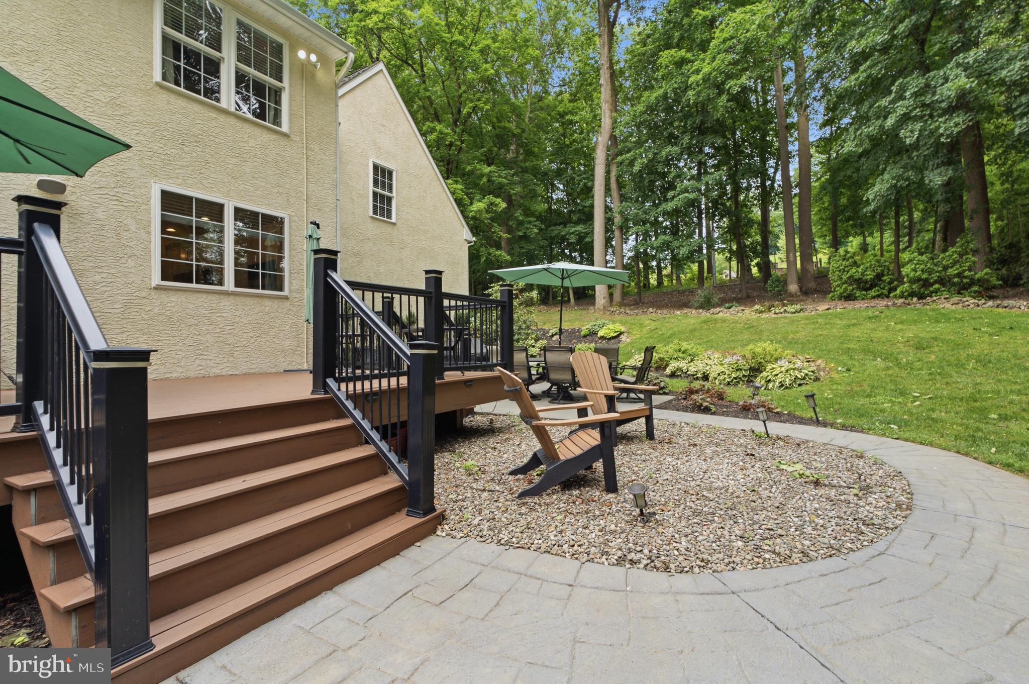 Welcome to 661 St. Matthews Road a meticulously updated custom home s – image 51