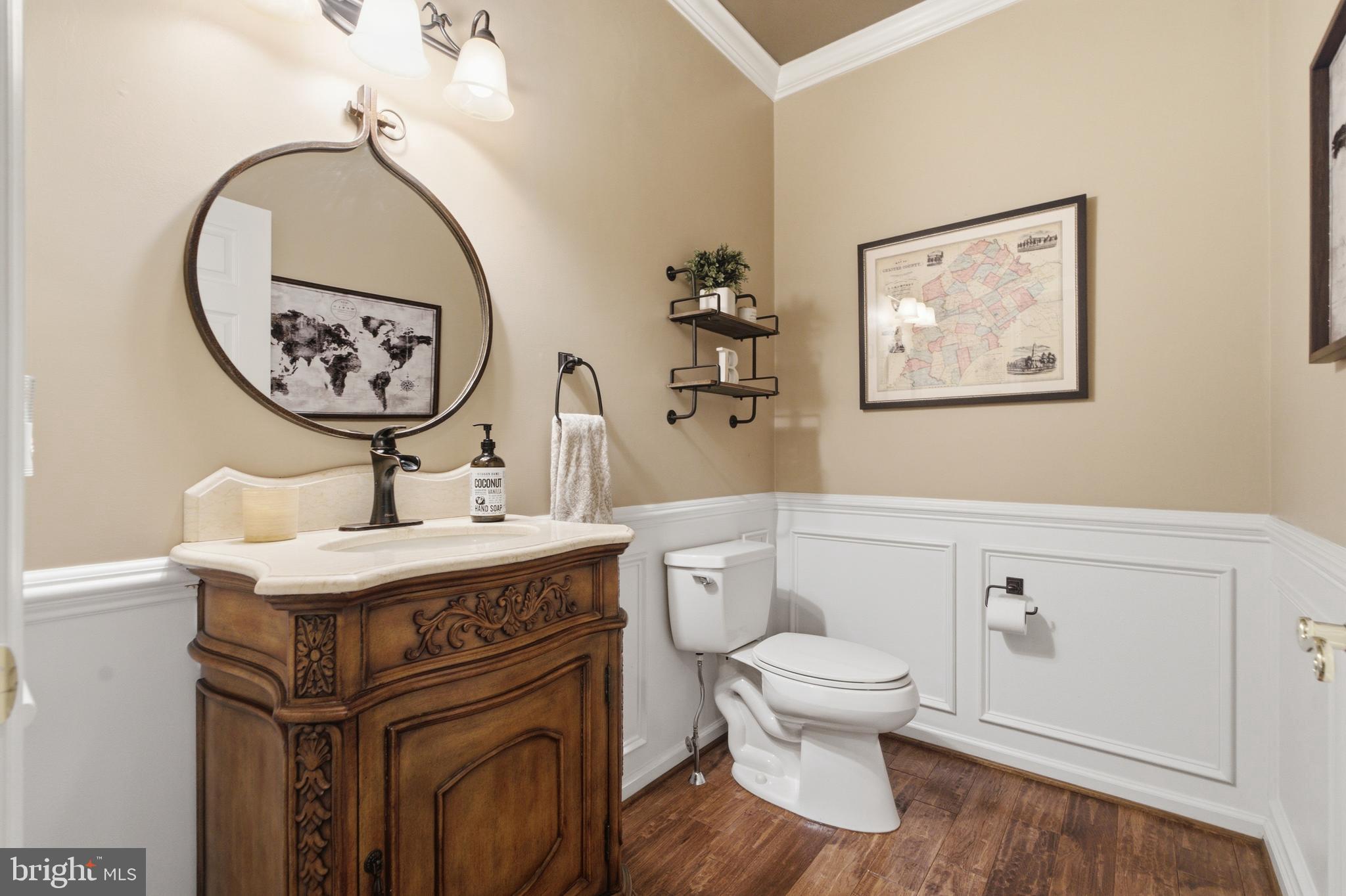 Welcome to 661 St. Matthews Road a meticulously updated custom home s – image 8