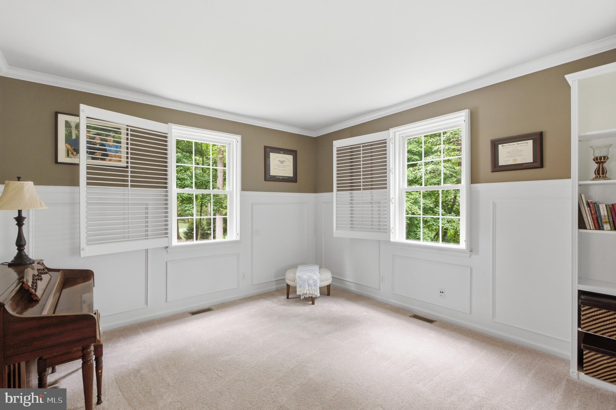 Welcome to 661 St. Matthews Road a meticulously updated custom home s – image 10