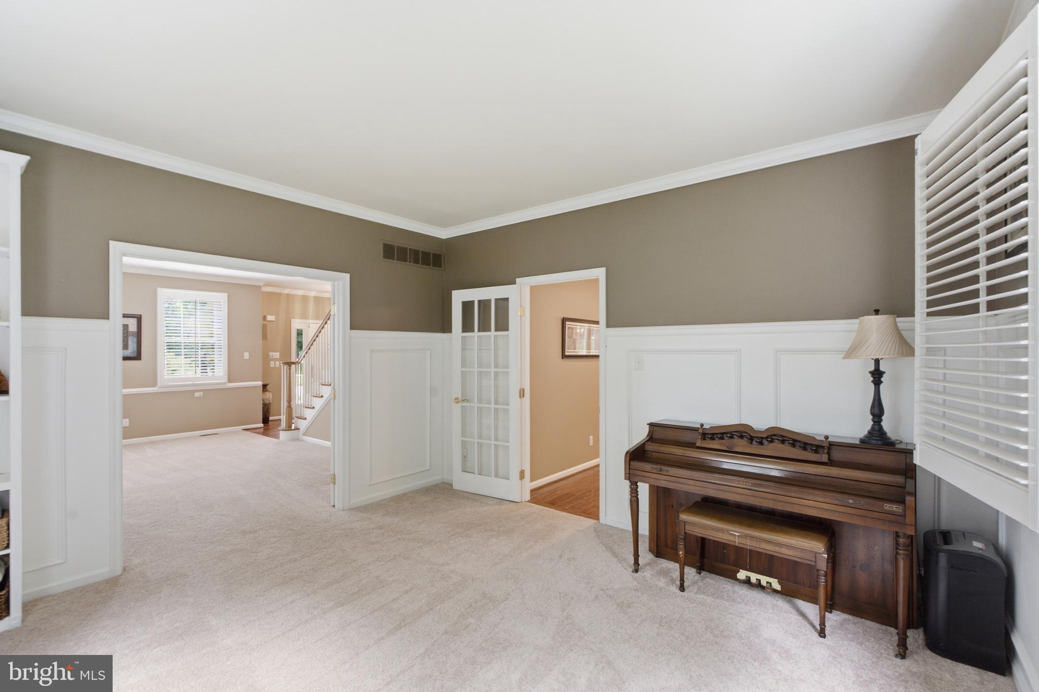 Welcome to 661 St. Matthews Road a meticulously updated custom home s – image 11