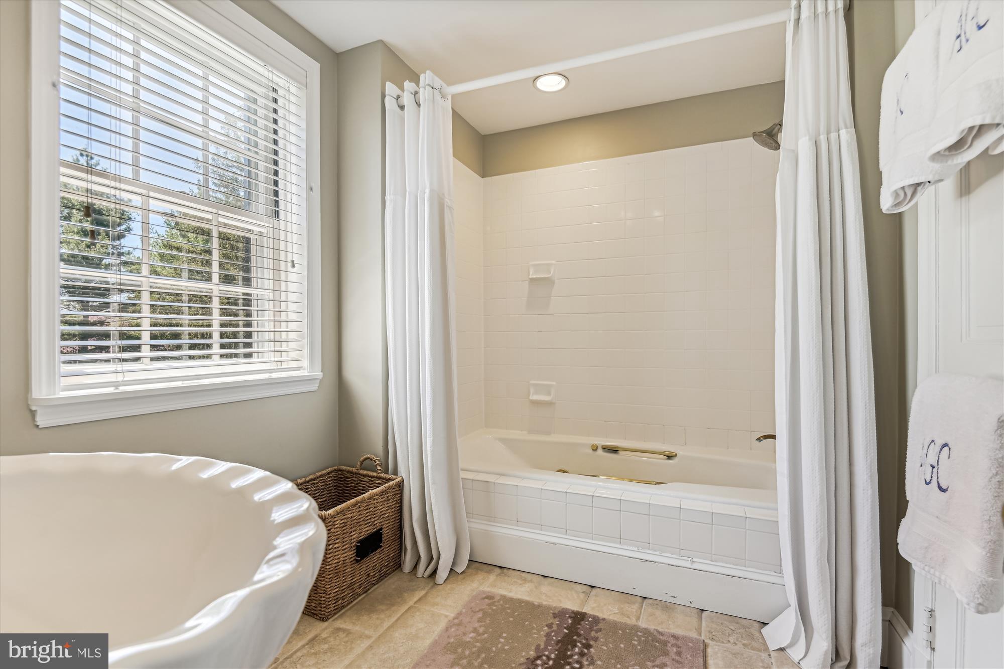 GREENSPRING VALLEY - Residential