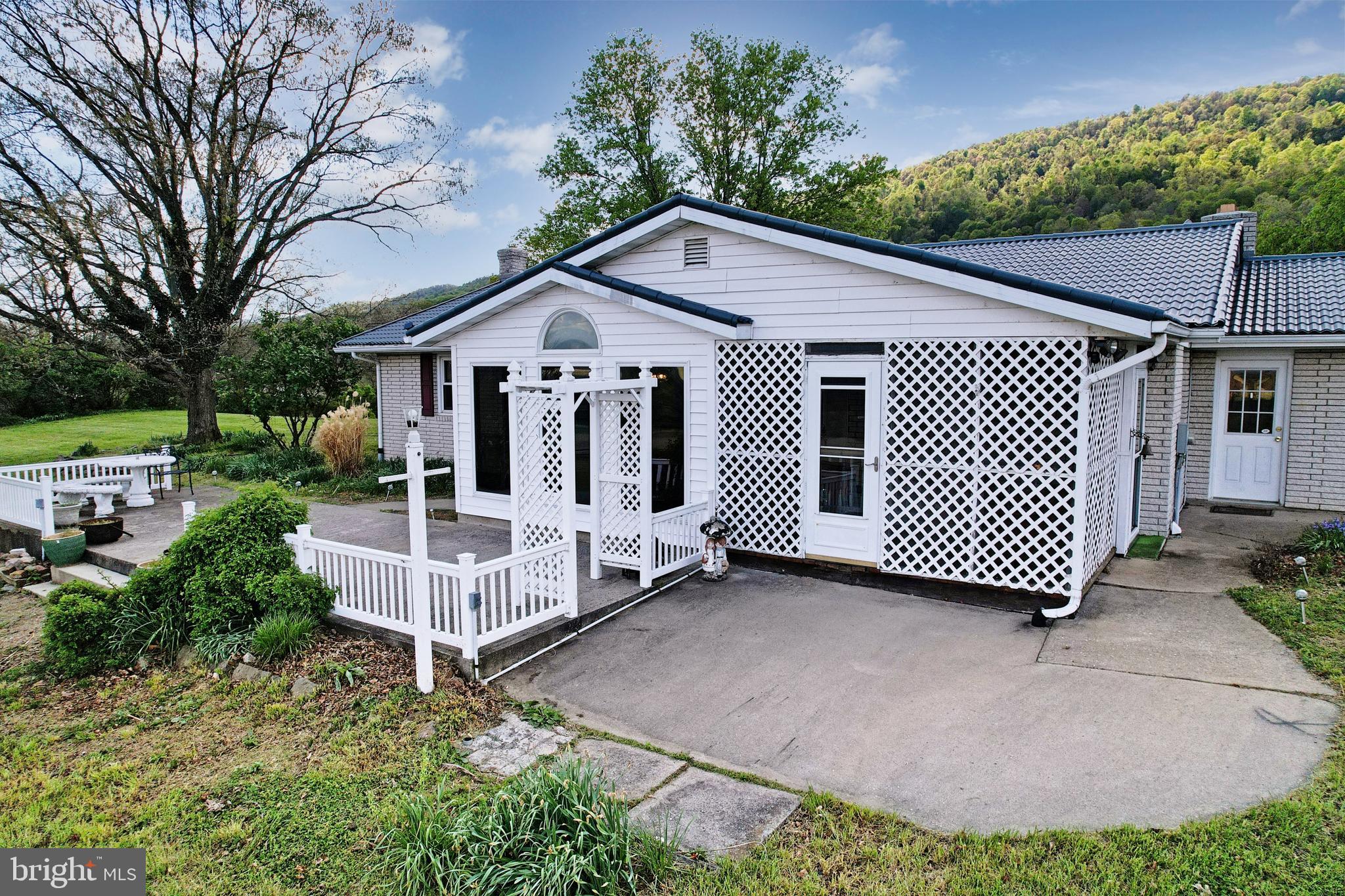 FOUNTAIN - Residential