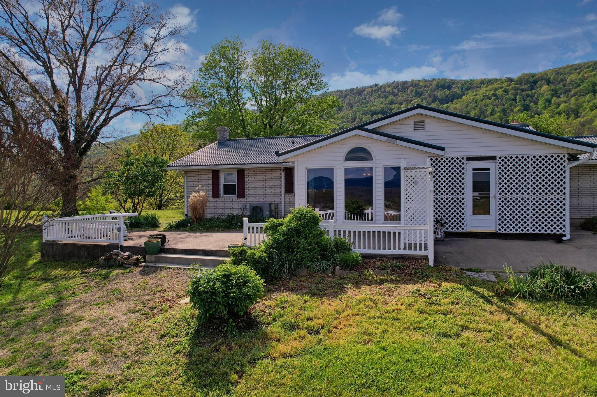 FOUNTAIN - Residential