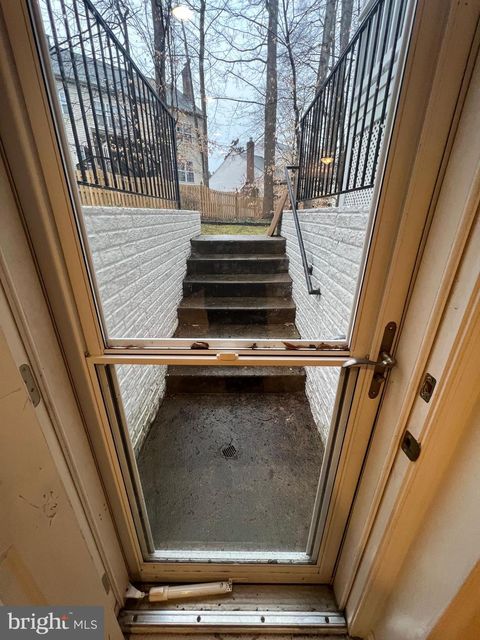 4272 WILTSHIRE PLACE (BASEMENT ONLY) DUMFRIES VA 22025