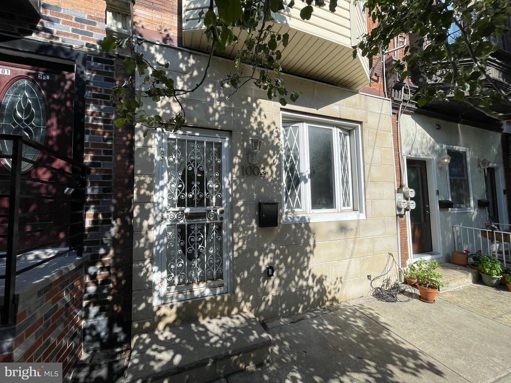 Photo of 1003 S 6th Street, PHILADELPHIA, PA 19147 (MLS # PAPH2573468)
